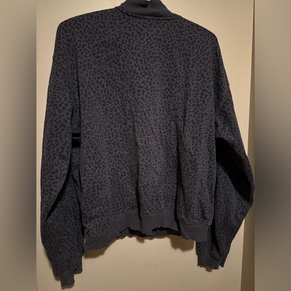 Fabletics Forever Fleece 1/2 Zip Sweatshirt - Picture 3 of 3